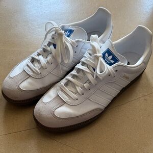 Adidas Men's White and Blue Sneakers